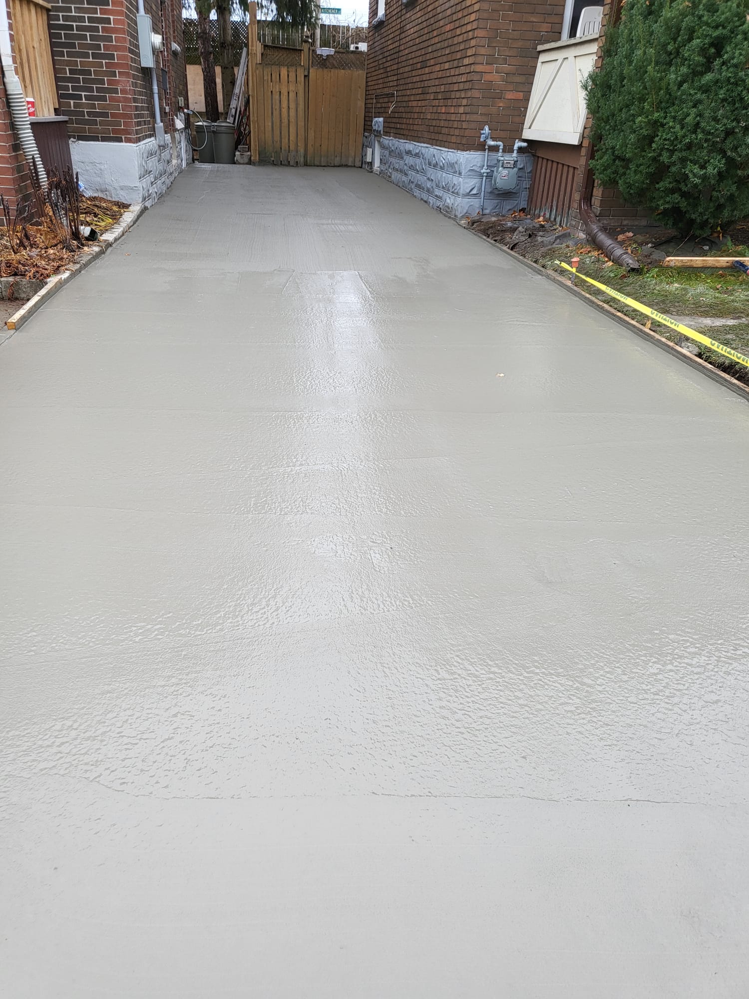 concrete-driveway-ontario-freeze-thaw-resistant